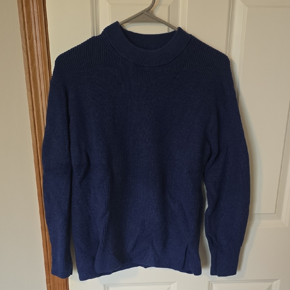 Womens Lululemon Blue Sweater